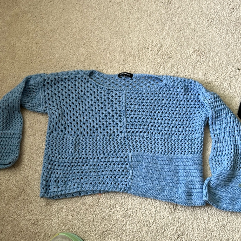 Cropped sweater
